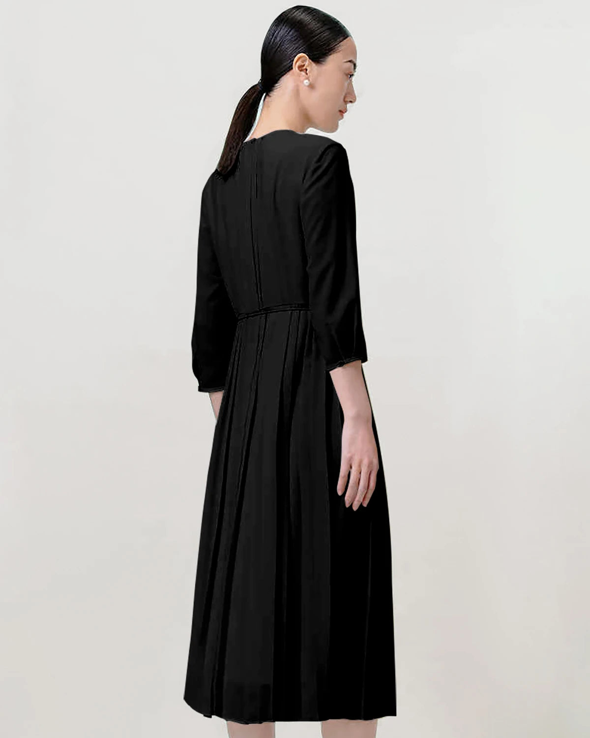 Pleated 3/4 Sleeve Silk Dress