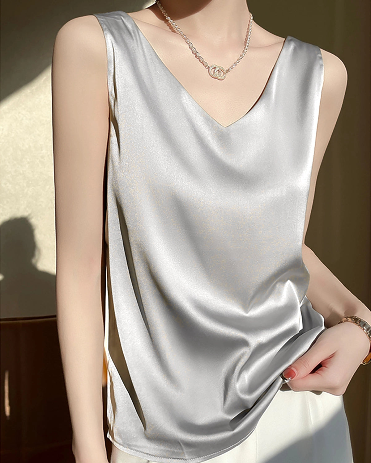 Women's V Neck Sleeveless Silk Top