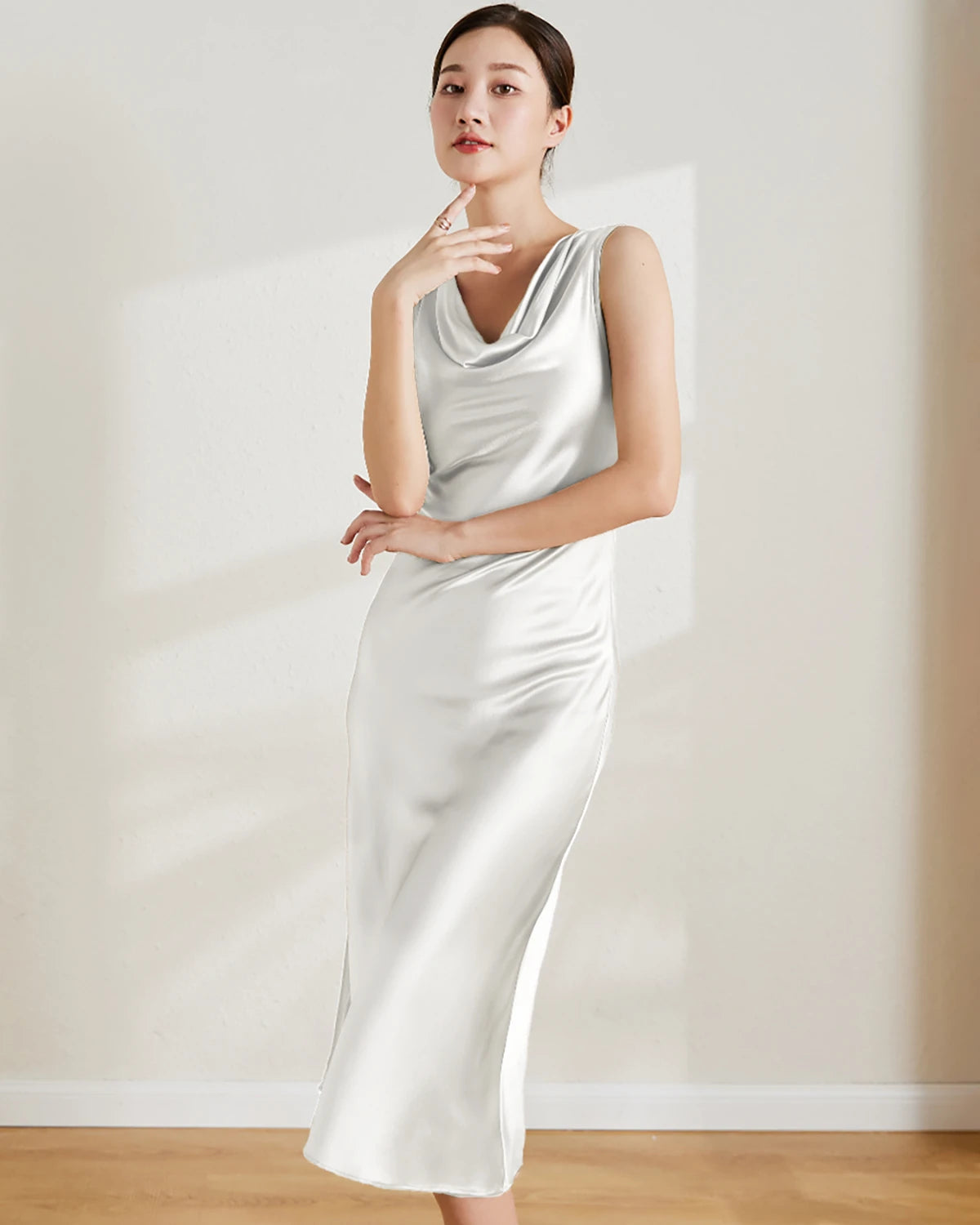 Elegant Sleeveless Silk Midi Dress